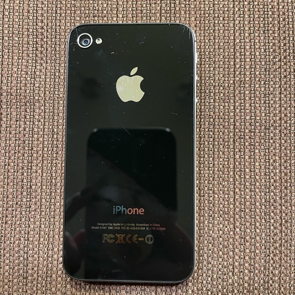 iPhone 4s - Picture 3 of 11